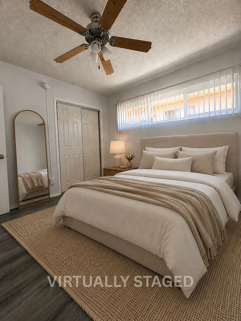 3721 Bentley — Photo 4