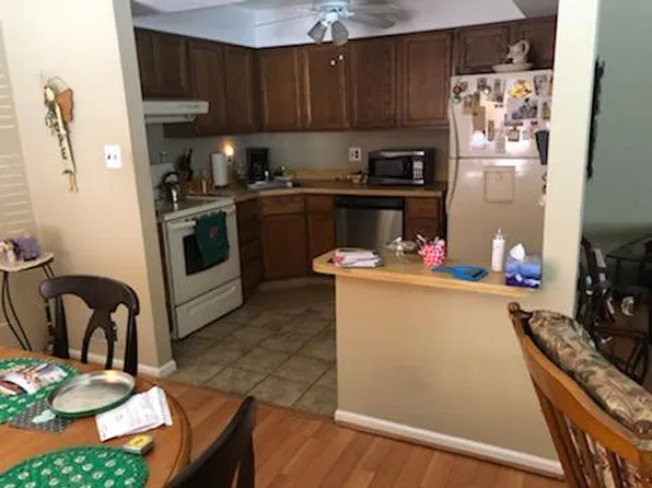 735 S Main Rd #13, Vineland, NJ 08361