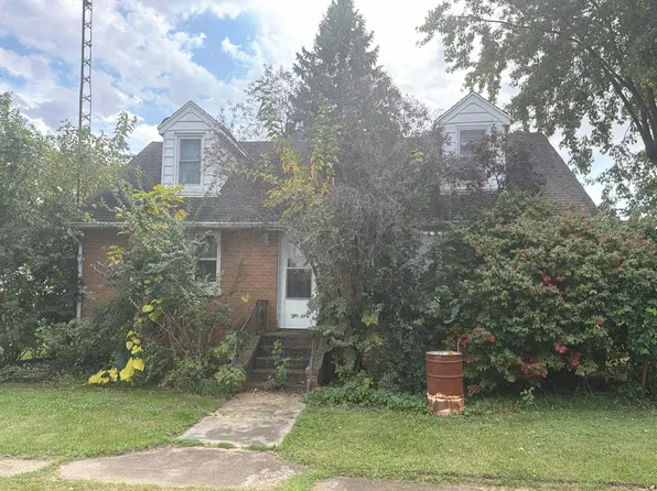 175 Lake St, South Wilmington, IL 60474