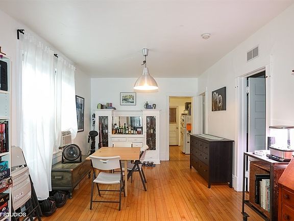 4th image of 3552 S Wolcott Ave #2