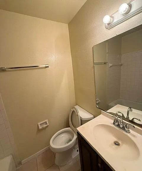 3502 Campbell St #5 — Photo 12