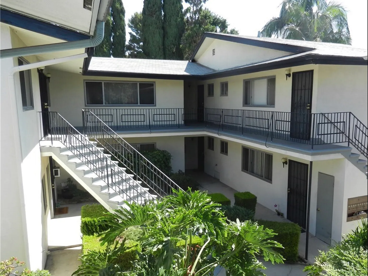 1 bed, 550 sqft, $1,895 — Photo 3