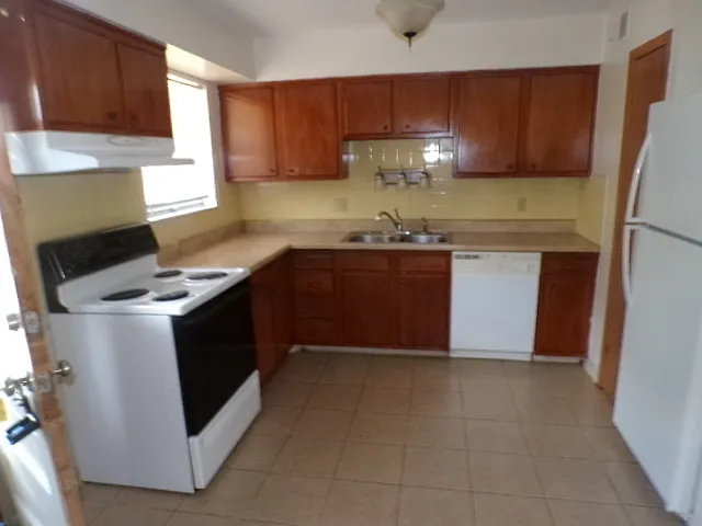 1526 Oakland Park Ave #D — Photo 2