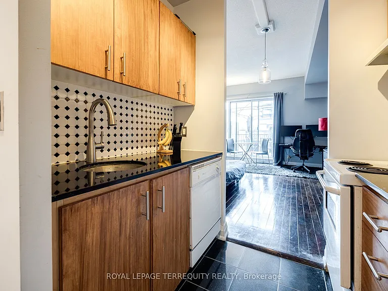 2737 Keele St #225 — Photo 3