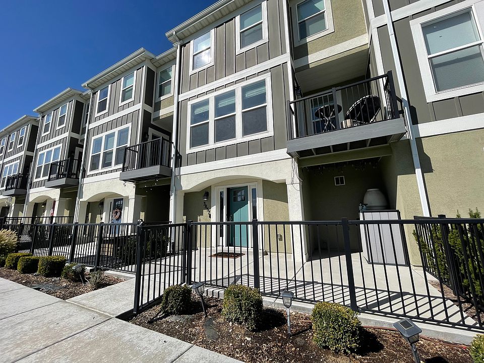 1st image of 3857 W Gartmore Ln #3857