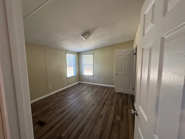 4 bed, 1440 sqft, $1,795 — Photo 3