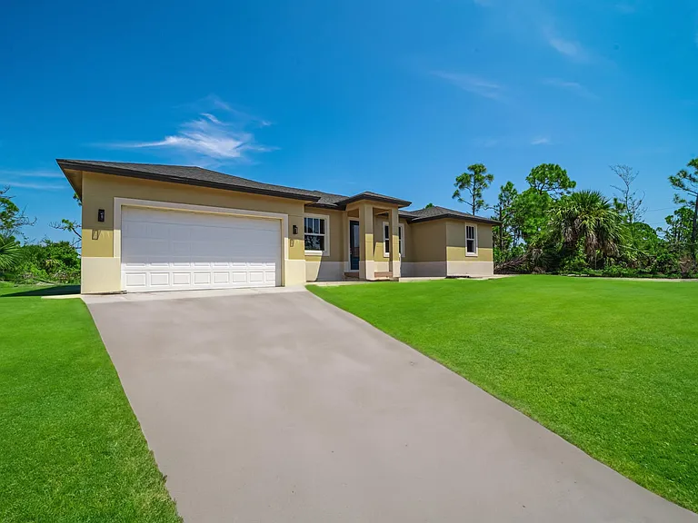 15261 Brainbridge Cir — Photo 4