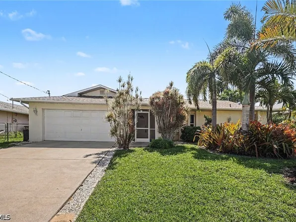 2205 SE 10th Pl, Cape Coral, FL 33990