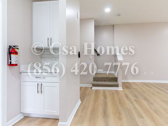 4th image of 602-604 S Broadway #C