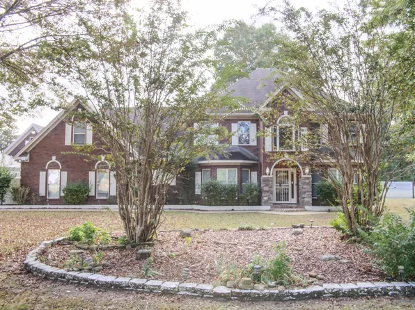 2846 Schaeffer Dr, Eads, TN 38028