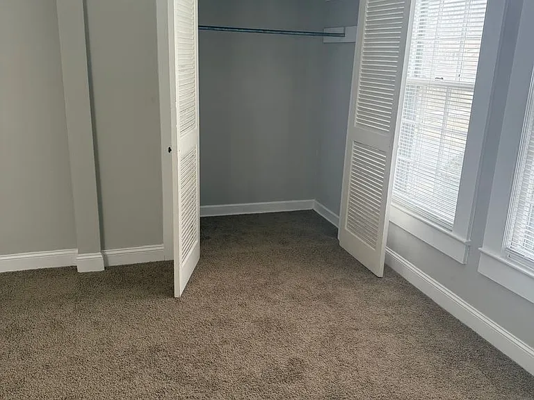 667 Chestnut St #3 — Photo 8