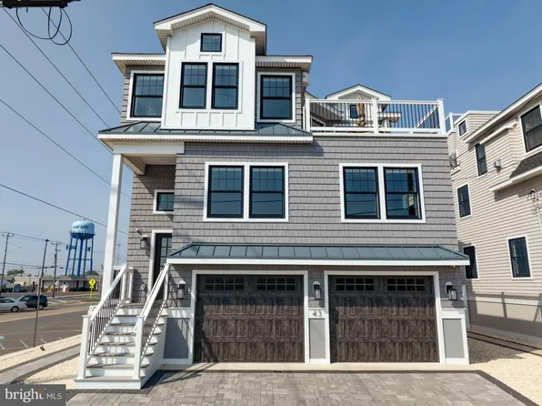 270 N 15th St, Surf City, NJ 08008