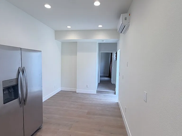 4608 Whispering Woods Ct #2 — Photo 4