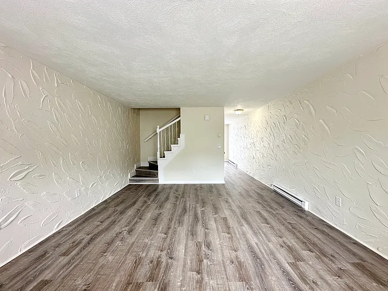 300 Smithfield Rd #Townhouse 10 — Photo 6