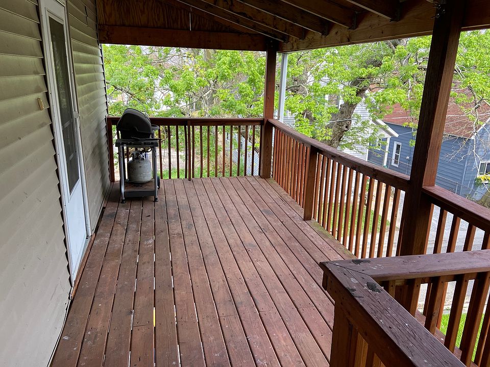 1st image of 941 Baldwin St SE #2