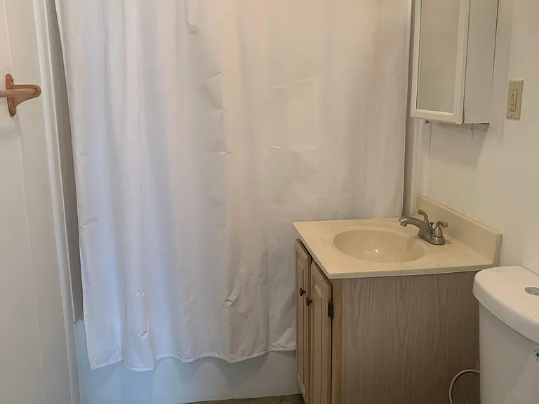 23 Railroad Ave #1 — Photo 4