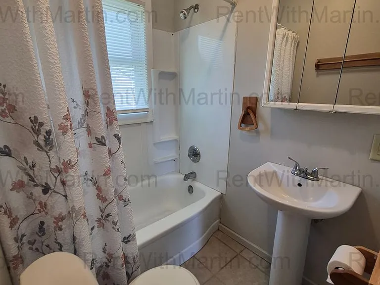 1132 Ackermant St — Photo 9