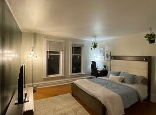 629 Crescent St NE #2, Grand Rapids, MI 49503