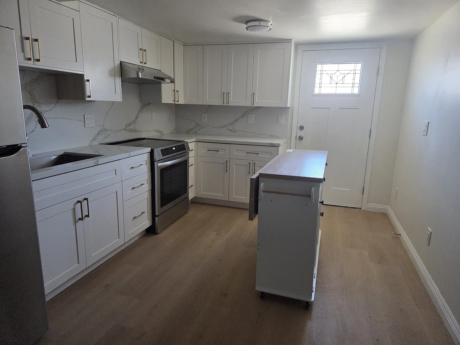 Nantes Cir, Irvine — Photo 1