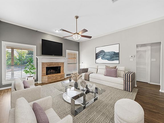 4th image of 5208 Waterford Ct