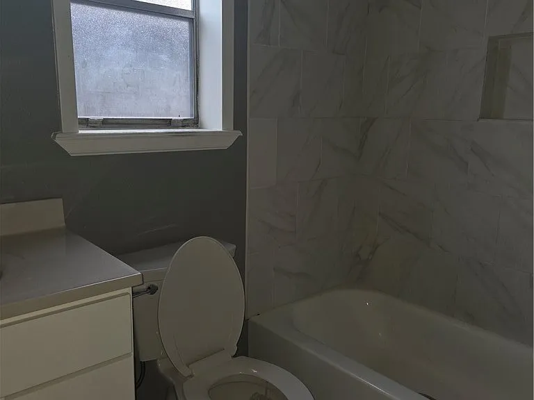 2306 Vialoux Dr — Photo 6