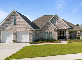 5764 Highland Lake Dr, Milton, FL 32583