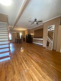 3rd image of 49 Arlington Ave