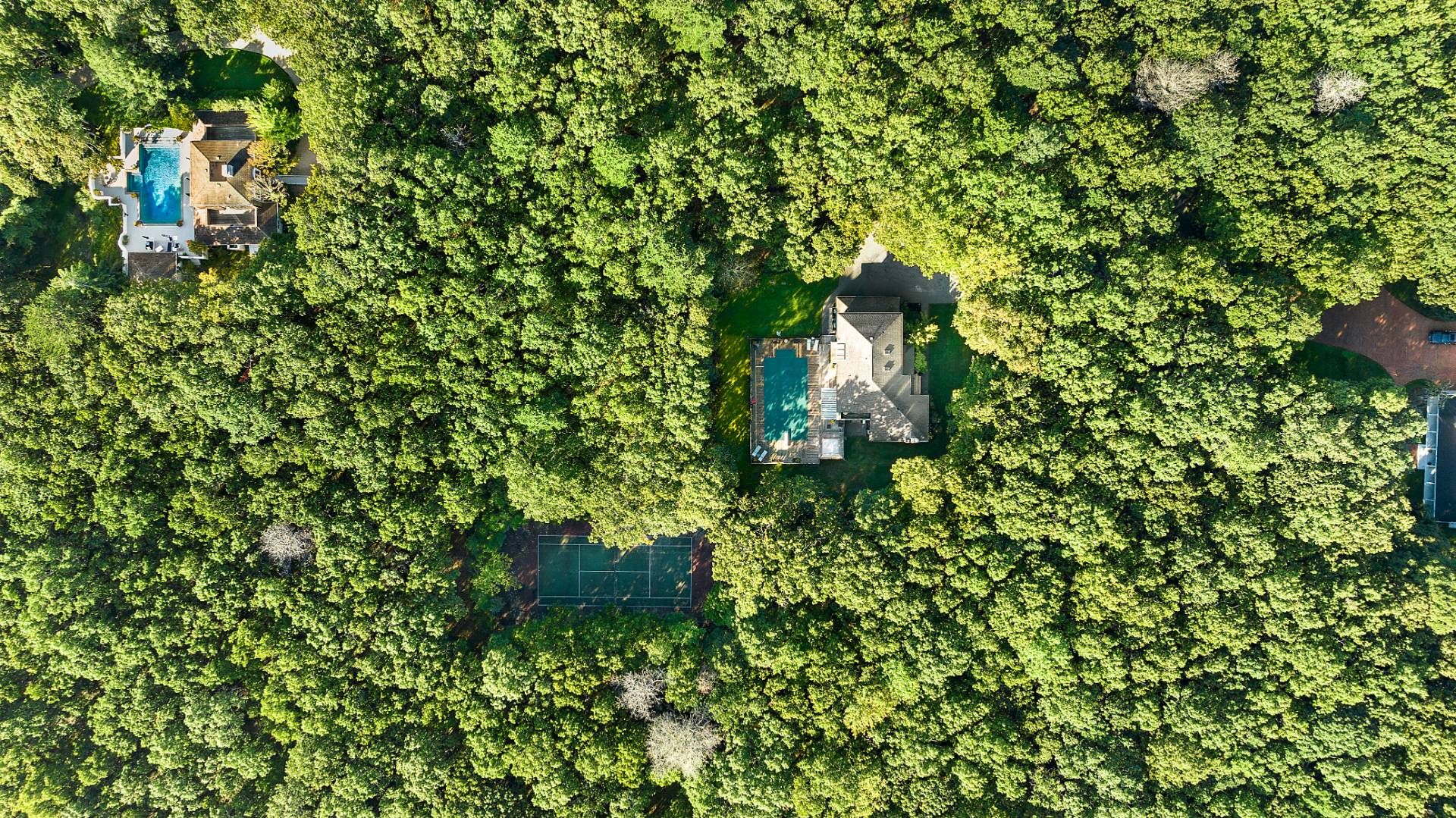 97 Tanager Ln, Water Mill, NY 11976 Out East