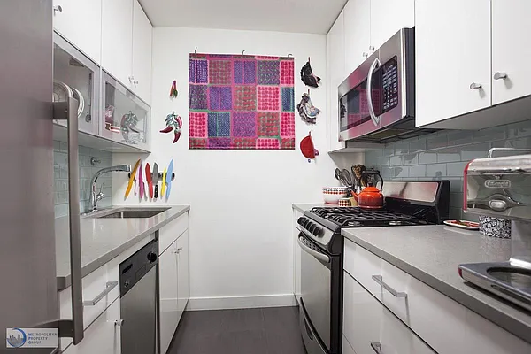 Rented by Metropolitan Property Group | media 11