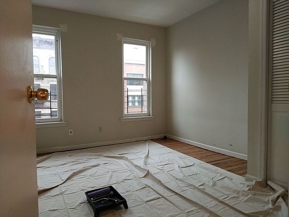 4th image of 2350 Pacific St #3D