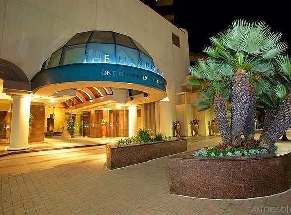 3rd image of 100 W Harbor Dr #2906
