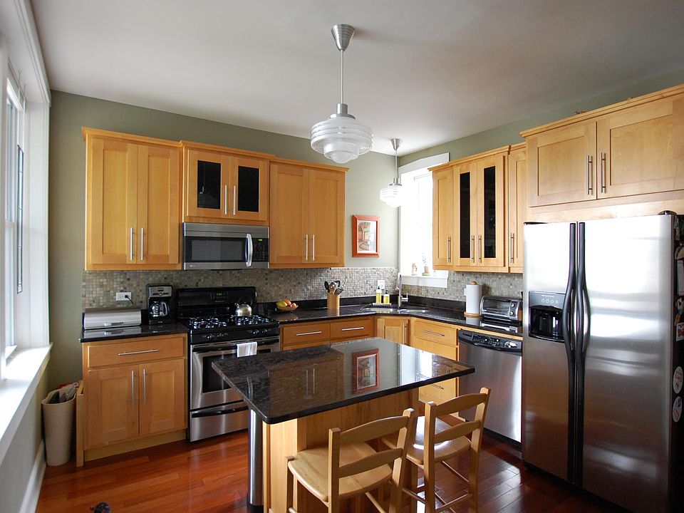 1st image of 2649 N Troy St #3