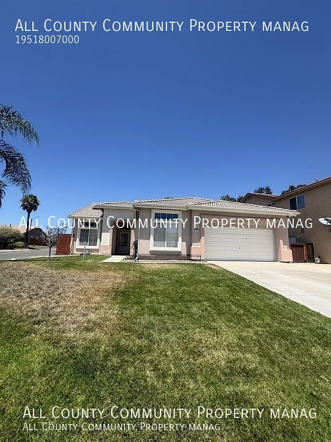 House for rent in Murrieta — Photo 1