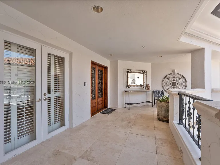 2244 Fisher Island Dr #3404 — Photo 44
