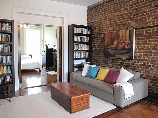 Sold by Real Direct | media 4