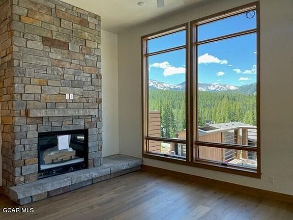 2nd image of 500 Reserve Way