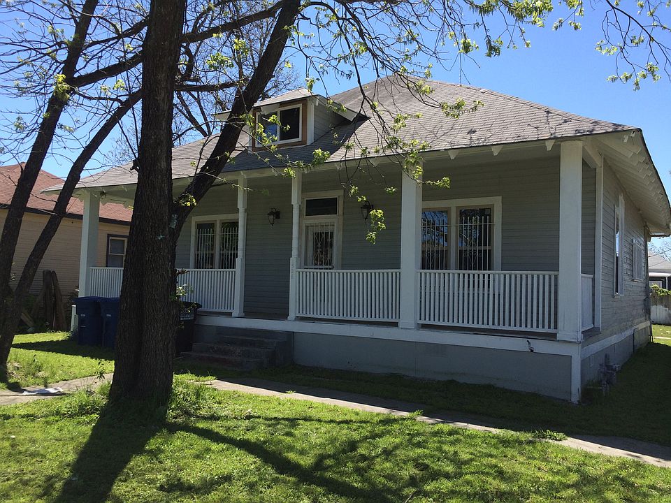 1st image of 1526 W Travis St