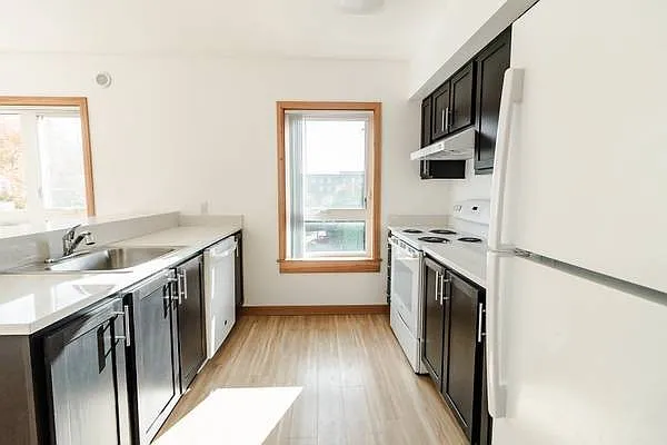 The Magnolia Apartments — Photo 17