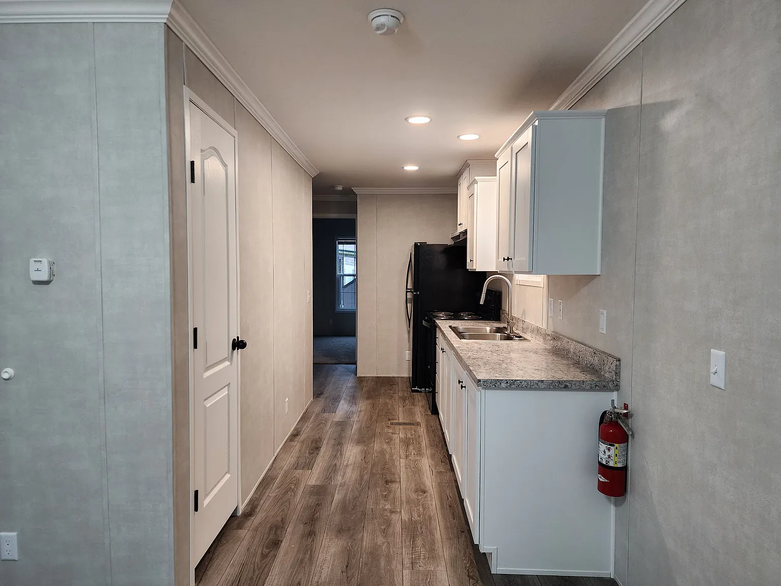 1 bed, 528 sqft, $995 — Photo 2