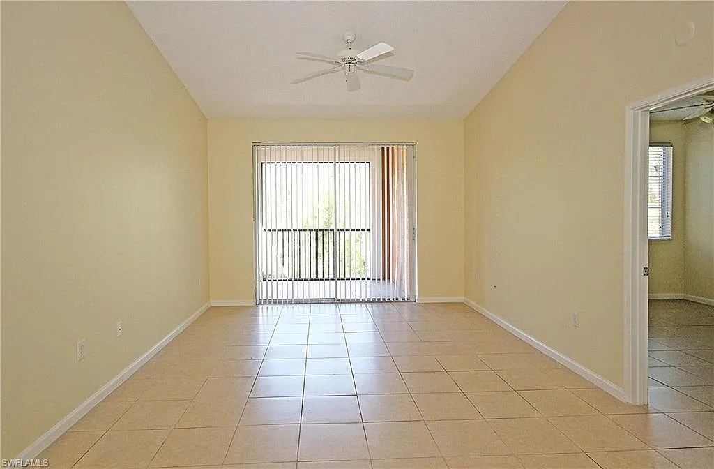 3 bed, 2.0 bath, 1239 sqft, $2,000 — Photo 3