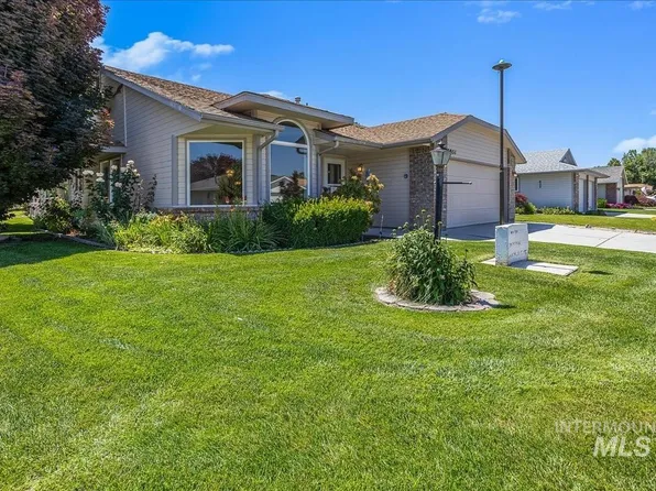 8251 W Echo Falls Ln, Garden City, ID 83714