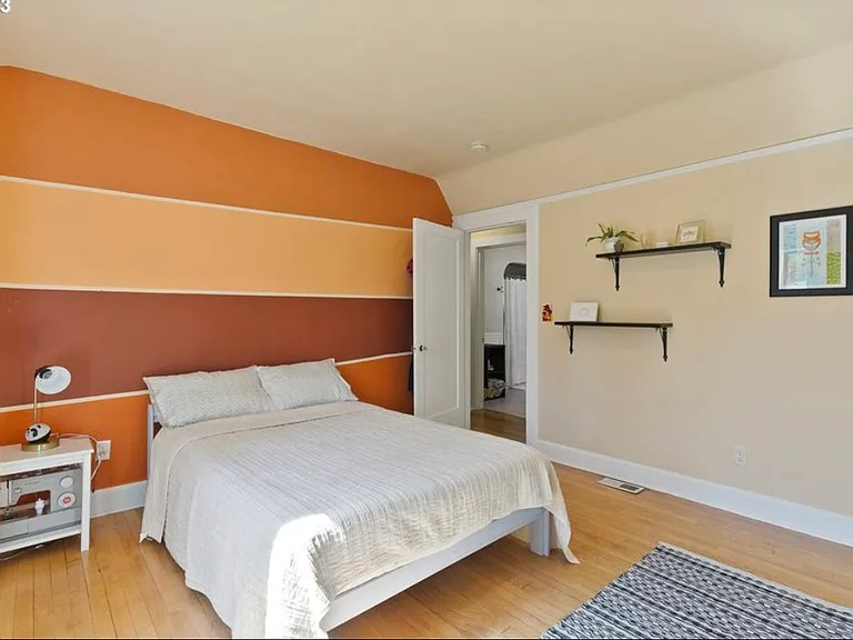 3911 NE 81st Ave — Photo 13