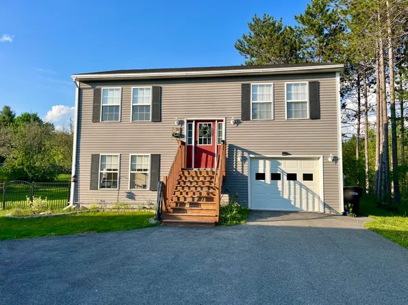 11 Deer Pond Lane, Bangor, ME 04401