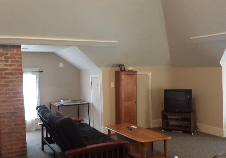 Living Room (3rd floor)