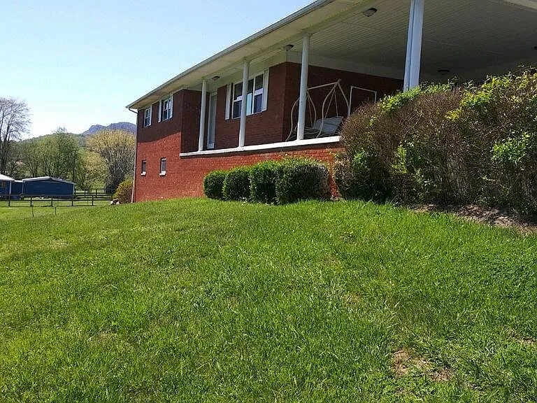 174 Drewjamie Dr — Photo 2
