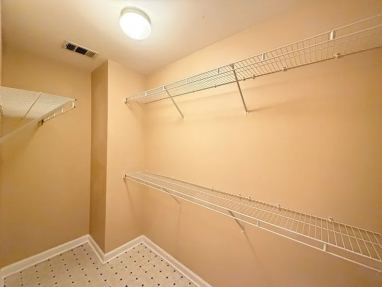 540 Georgia Way — Photo 12