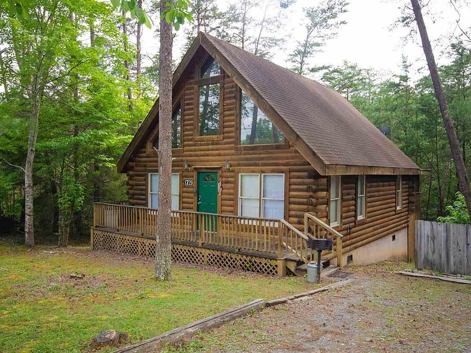 1st image of 1729 Scenic Woods Way