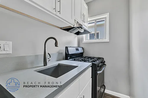 5441,43,51 E 2nd St. Photo 1
