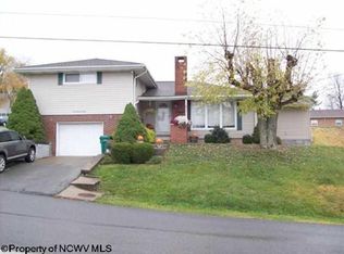 530 Harrison St, Bridgeport, WV 26330