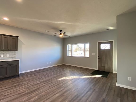 4th image of 845 9th St